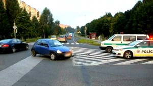 Polícia sa činila, lapila dve opité vodičky