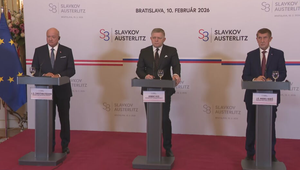 Fico chystá "delostreleckú paľbu" na EÚ: Zaostáva v schopnosti konkurovať a môže si za to sama, uviedol