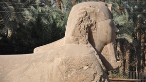 Po takmer 100 rokoch našli chýbajúcu časť sochy Ramzesa II.