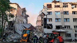1550. deň na Ukrajine: Krvavé útoky na oboch stranách, drony zasiahli mestá aj vojenské ciele