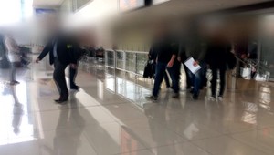 Taliana obvineného pre miliónové škody budú stíhať na slobode