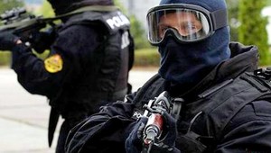 Galantu prevracajú policajti naruby! Ďalšia razia