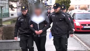 Vodič pri kontrole nafúkal. Vymenil sa preto so spolujazdcom, no ten nafúkal ešte viac