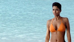 V akých plavkách sa predvádzali v minulých desaťročiach slávne filmové herečky?