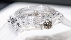Hublot prichádza so zaujímavým prekvapením: Najnovšou verziou priehľadných hodiniek