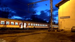 Tragédia na železničnej stanici pri Spišskej Novej Vsi. Rútiaci sa vlak usmrtil dôchodkyňu
