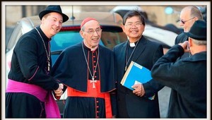 Falošný biskup prenikol medzi zhromaždenie kardinálov!