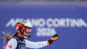 Petra VLHOVÁ spoznala štartové číslo stredajšieho slalomu
