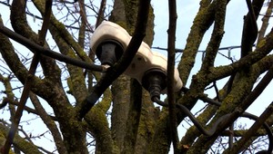 Bezkonkurenčná vianočná výzdoba. Stačí jeden dážď a môže sa to skončiť tragicky