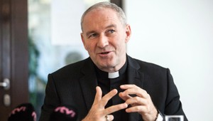 Kauza Bezák za hranicami. Česi chcú pomôcť, KBS nekomentuje