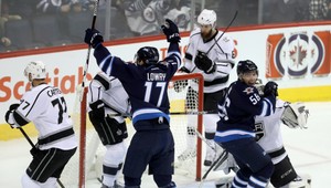 Daňo prekonal Budaja, Winnipeg zdolal Los Angeles