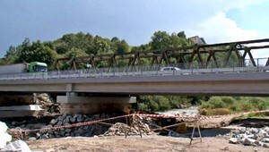 Most na Orave je dokončený, na cestu R3 budú obyvatelia čakať