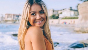 Kam sa hrabe Kardashianka? Žena dosiahla dokonalé pozadie aj bez plastiky!