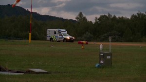 Dvaja ľudia zomreli pri nehode lietadla neďaleko českého mesta Most. O život prišiel pilot a jeho syn