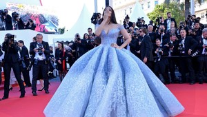 Čo priniesol víkend na filmovom festivale v Cannes? Ktoré hviezdy prišli ako princezné?