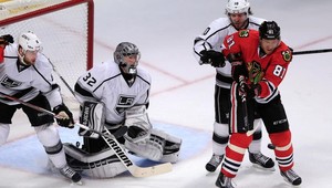 Hossa najskôr pozdravil kamarátov a potom rozhodol zápas