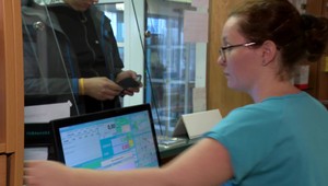 Nulové doplatky za lieky pre seniorov a zdravotne postihnutých. Platí to len na tie najlacnejšie z nich