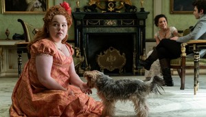 Hviezda seriálu Bridgerton Nicola Coughlan: Nebavia ma otázky o mojom tele!