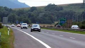 Diaľničná známka 2018 je už predaji. Motoristov iste pod stromčekom poteší