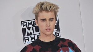 Justin Bieber sa vrátil k bývalke! Nie je to však Selena Gomez!