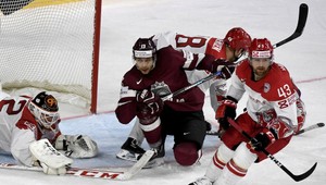 Lotyši hrali trpezlivo a poradili si s Dánmi