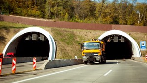 Vodičov v Bratislave čakajú obmedzenia. Uzavretý bude aj tunel Sitina