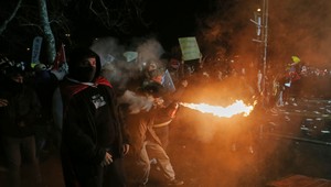 Búrlivé protesty v uliciach: Zatknutie istanbulského starostu vyvolalo nepokoje