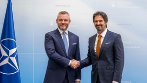 Prezident Pellegrini navštívil Ministerstvo obrany SR. Oboznámil sa s technikou armády