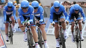 Víťazom tímovej časovky na Gire tím Garmin-Barracuda