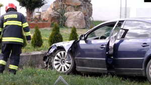 VIDEO: Mladá vodička nezvládla riadenie, auto odhodilo až k potoku