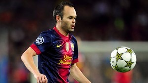 Iniesta si s Barcelonou tľapol do roku 2018
