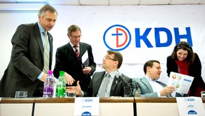 Figeľ bude kandidovať za predsedu, Lipšic váha