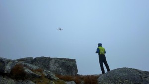 Intenzívne pátranie po zranenom Poliakovi. Šance na záchranu sa znižujú