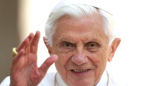 Jeho rezignácia bola lekciou pre cirkev. Emeritný pápež Benedikt XVI. sa dožíva 90 rokov