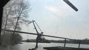 Z Jaroveckého ramena odstraňovali odtrhnutú reštauráciu