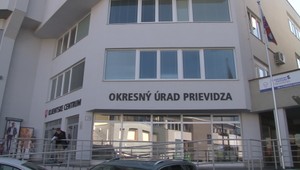Zneužil právomoc verejného činiteľa: Pozemky mal prideliť niekomu, komu nepatria