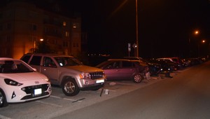 Mladý opitý Košičan nabúral na parkovisku 6 áut, nafúkal viac ako dve promile