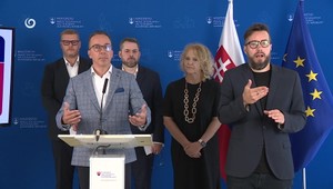 Opatrovatelia dostávajú vyšší príspevok. Čoskoro však prídu ďalšie zmeny