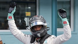 F1: V Suzuke triumf Rosberga, titul pre Mercedes