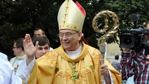 Arcibiskup spochybňuje nevinu chladnokrvne popravených mladých ľudí