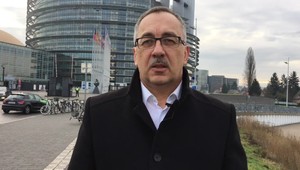 Vladimír Maňka: Populisti a extrémisti sa schovávajú za falošné informácie