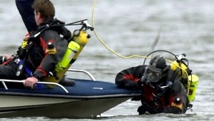 Drogy pašovali pomocou potápačov