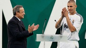 Pre Real Madrid dal Benzema košom Barcelone, Interu i ManU