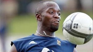 Makelele povedal "Au revoir"