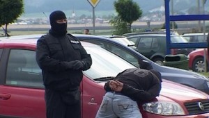 Razia kukláčov v Bratislave: Šiesti zadržaní sú už obvinení