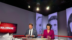 Na hrane s Matovičom a Bittó Cigánikovou: Urážky, nadávky, trestné oznámenie a Matovič čítajúci si správy na mobile