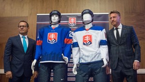 Hokejová reprezentácia s novým logom aj dresmi! Páčia sa Vám?