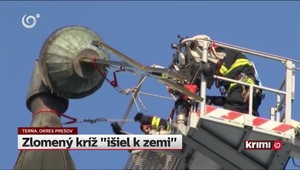 Kostolný kríž ohrozoval ľudí, zasahovať museli hasiči