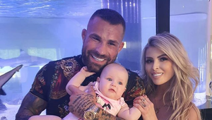 Po knokaute od Attilu dorazí Vémolu jeho žena? Mama ich polročnej dcérky TAKTO vybuchla!