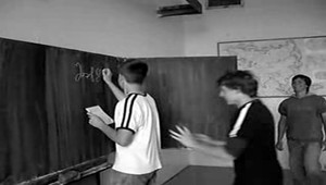 Neskutočné! Chlapca (14) vydierali vlastní spolužiaci!